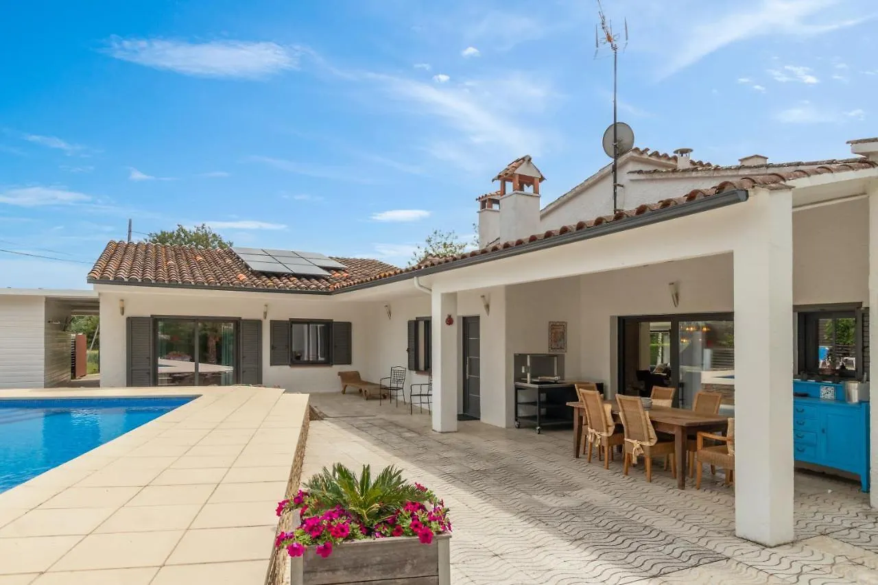 Villa Aurora Llagostera 0*,  Spagna